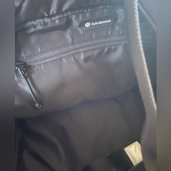 Lululemon City Adventurer Duffle Bag 29L - Picture 11 of 11